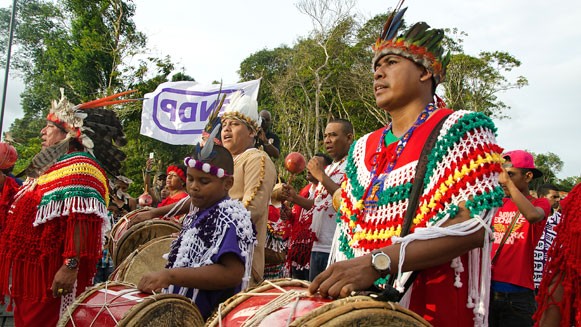 inheemse-inwoners-surinamers